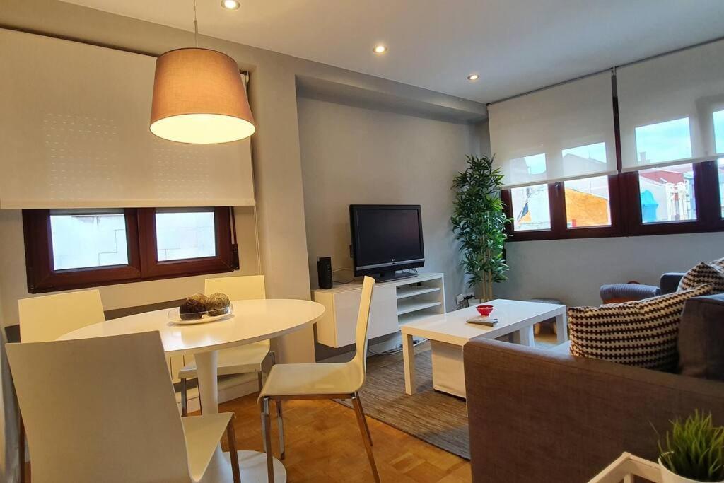 Moderno Apartamento En El Centro. El Carmen Wifi Хіхон Екстер'єр фото